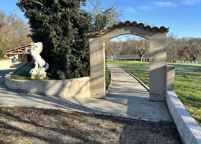 펜션 Domaine Rey Loubersan