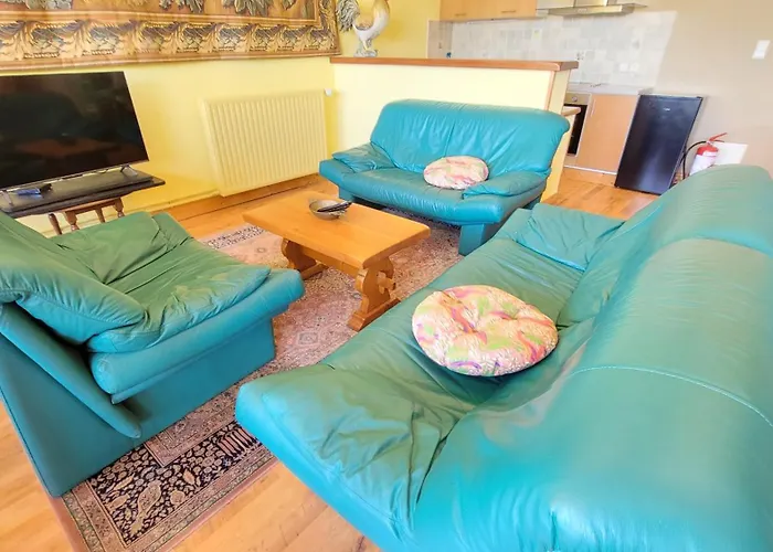 Domaine Rey Дом отдыха *